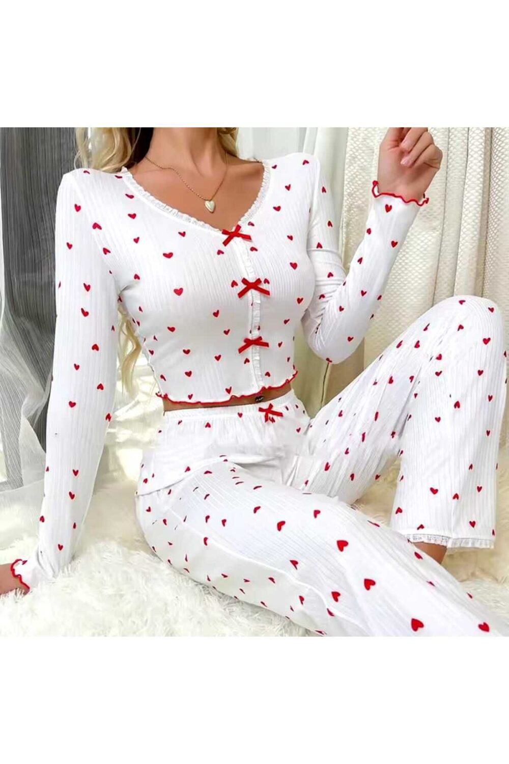 Kırmızı Kalp Desenli Krinkıl Krop Special Kumaş Pijama Takımı - Görsel 3